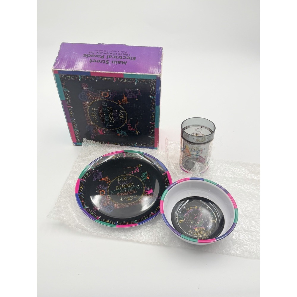 VTG Disney Main Street Electrical Parade Country Bear Cup & Cinderella Plate Set